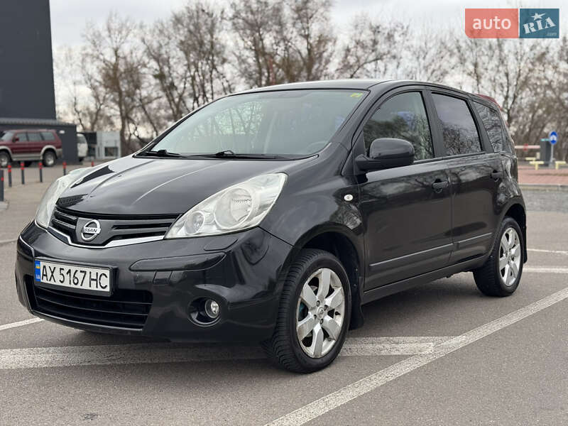 Nissan Note (2010)