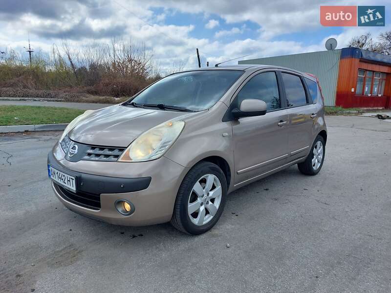 Nissan Note (2006)