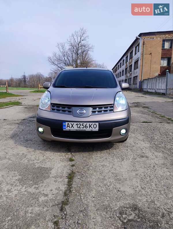 Nissan Note (2006)