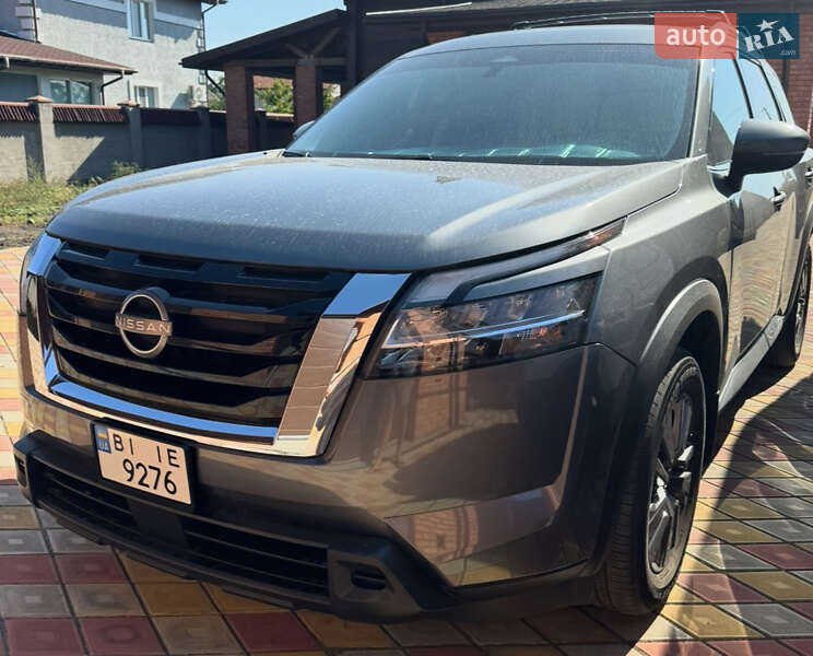 Nissan Pathfinder (2022)