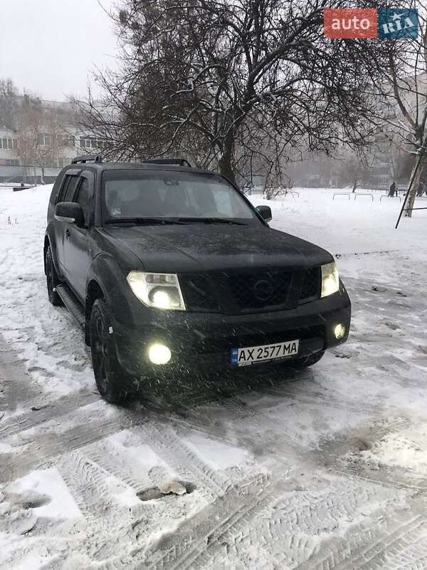 Nissan Pathfinder (2008)
