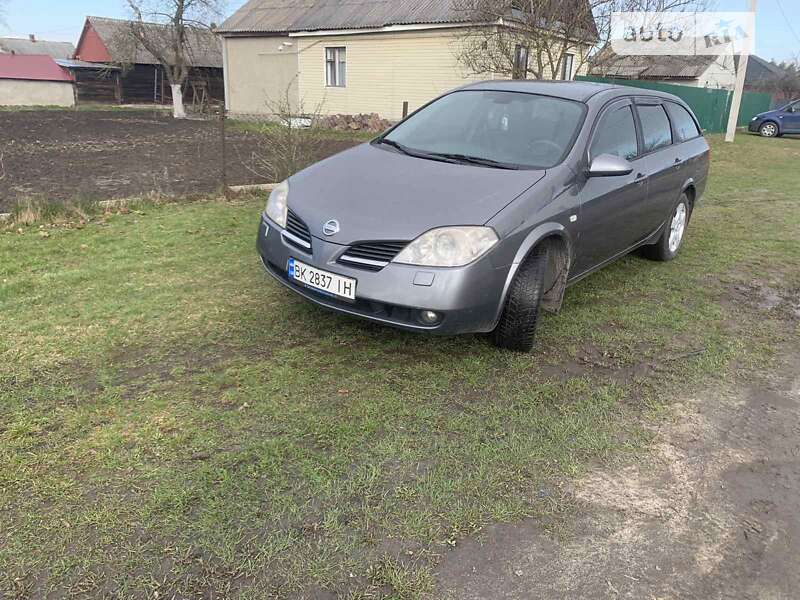 Nissan Primera (2002)