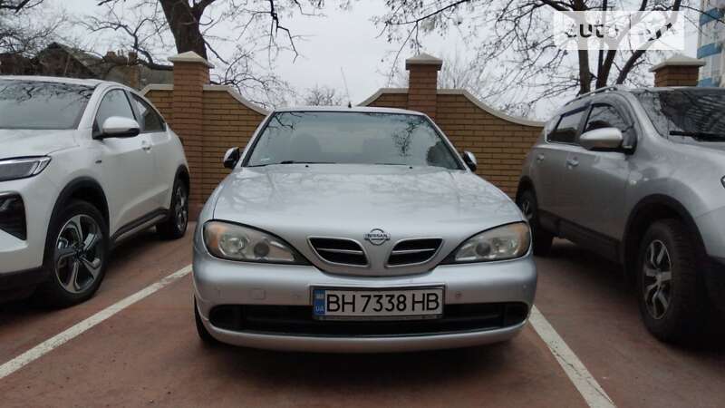 Nissan Primera (2001)