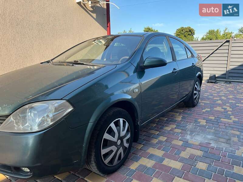 Nissan Primera (2003)