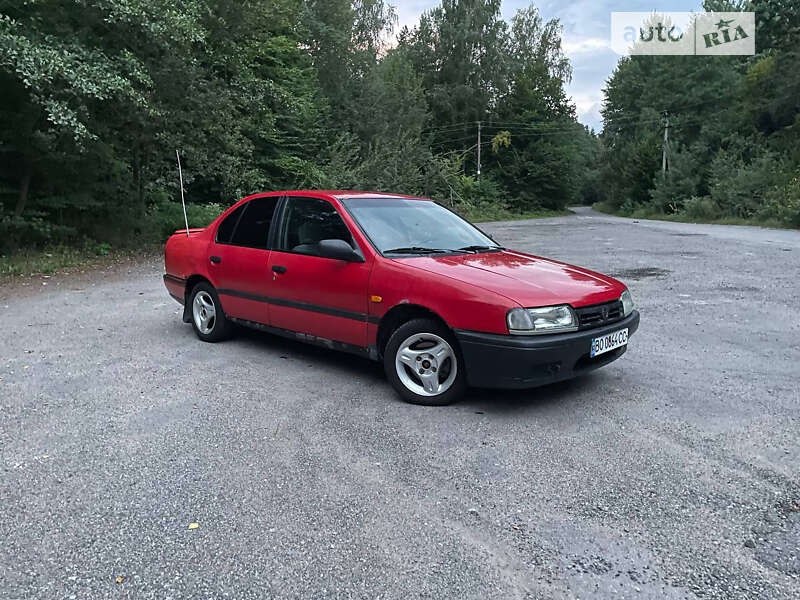 Nissan Primera (1990)