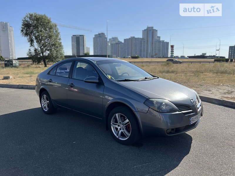 Nissan Primera (2002)