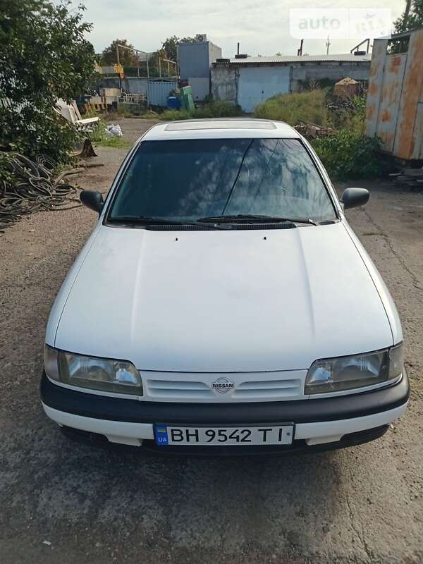 Nissan Primera (1992)