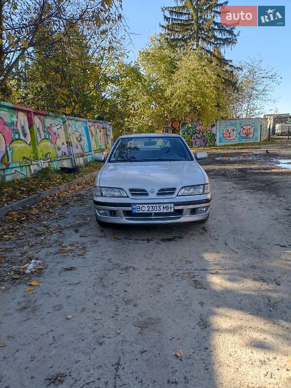 Nissan Primera (1998)