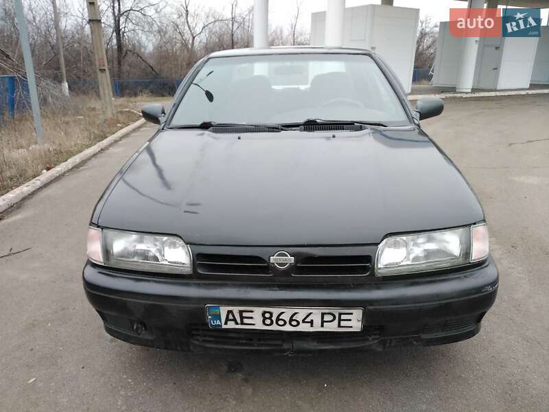 Nissan Primera (1990)