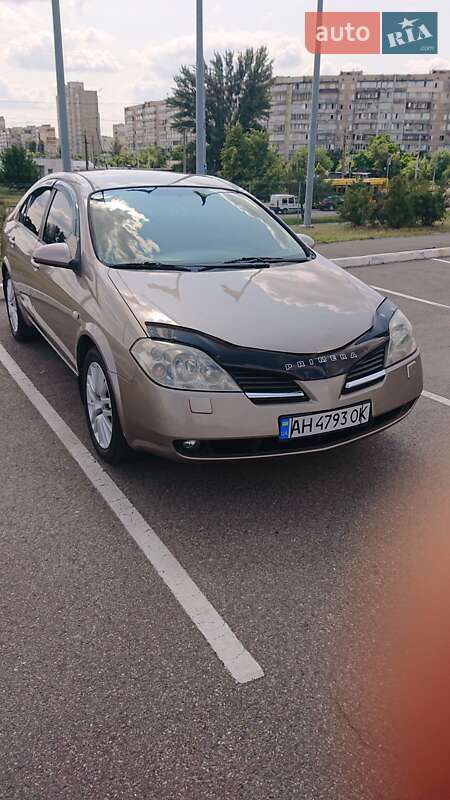 Nissan Primera (2005)