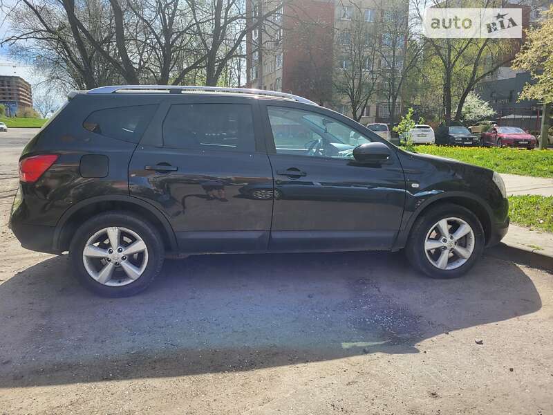 Nissan Qashqai+2 (2009)