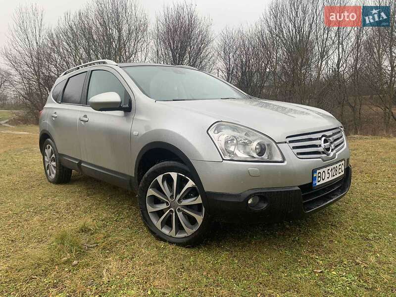 Nissan Qashqai+2 (2010)