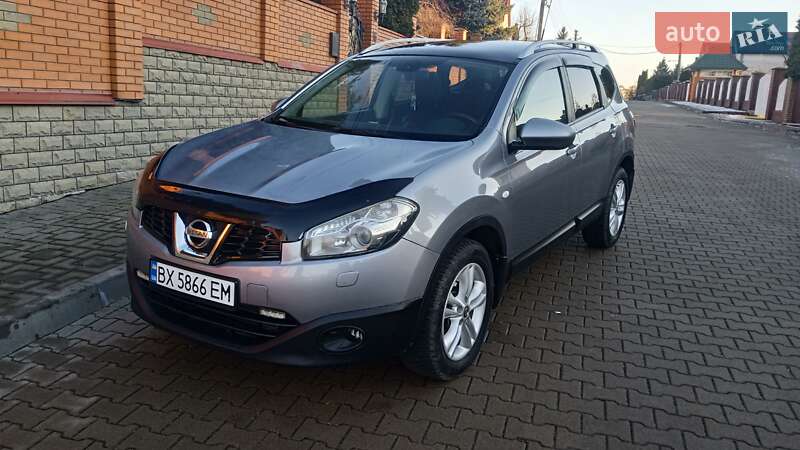 Nissan Qashqai+2 (2010)