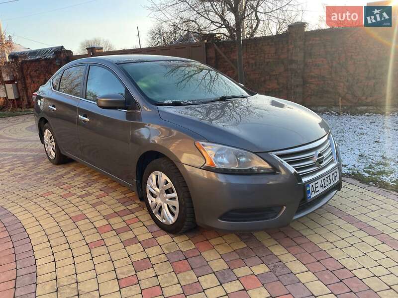 Nissan Sentra (2015)