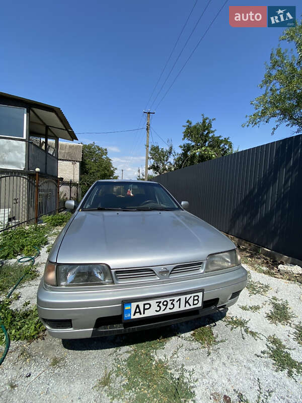Nissan Sunny (1991)