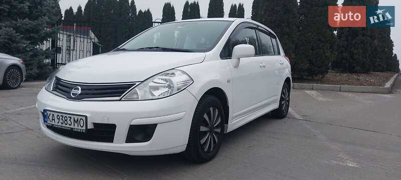 Nissan Tiida (2013)