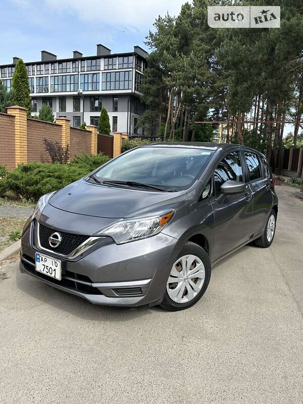 Nissan Versa note (2018)