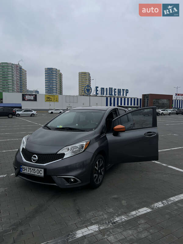 Nissan Versa note (2016)