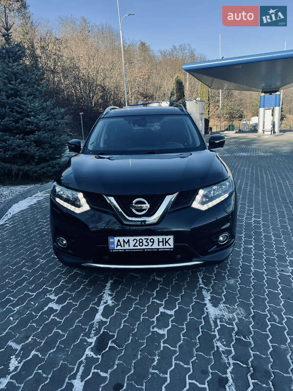 Nissan X-trail (2015)