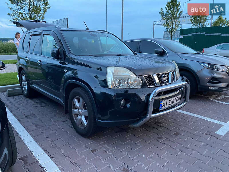 Nissan X-trail (2008)