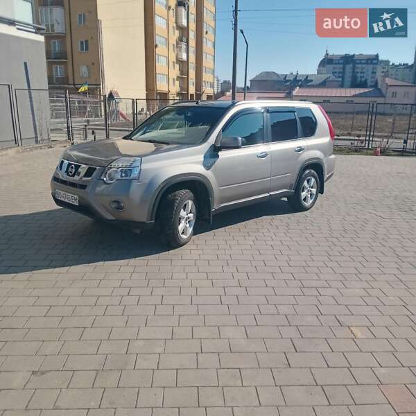 Nissan X-trail (2010)