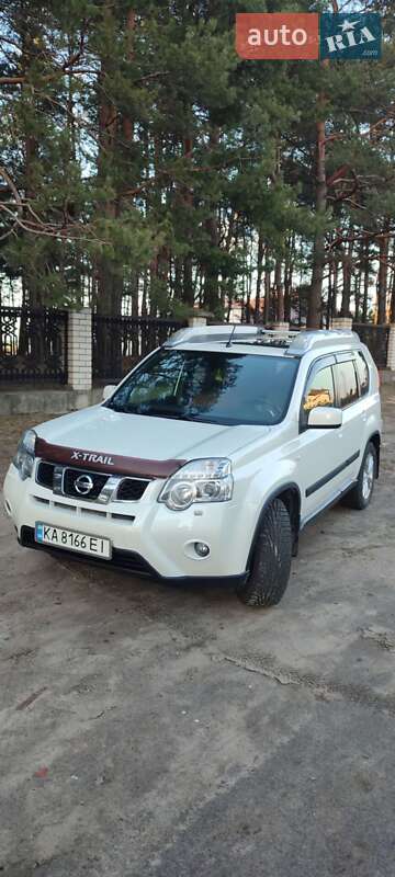 Nissan X-trail (2013)