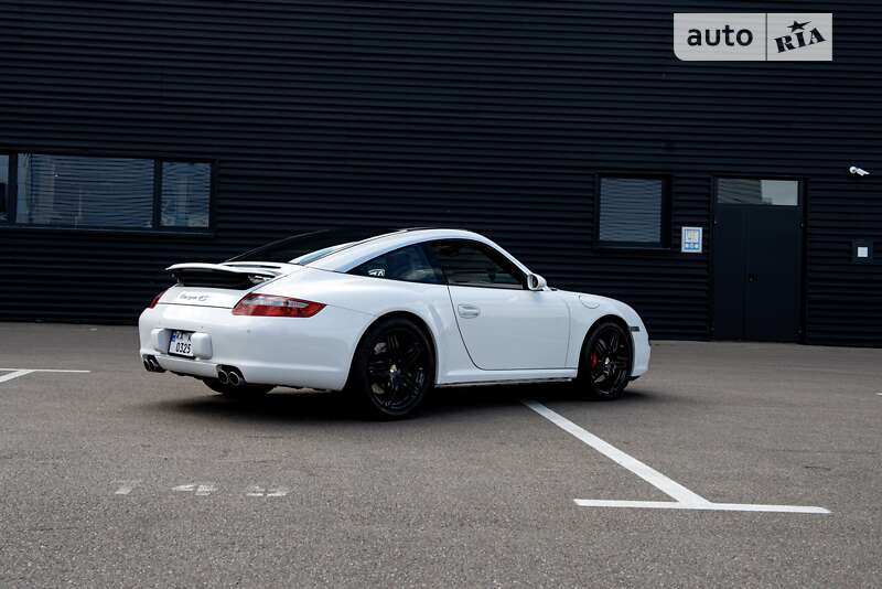 Porsche 911 carrera (2007)