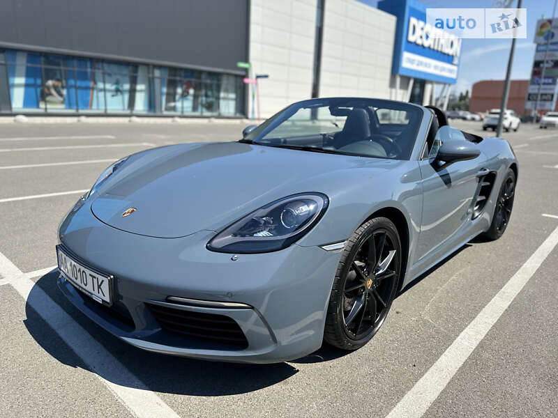 Porsche Boxster (2016)