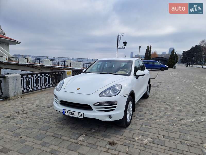Porsche Cayenne (2012)
