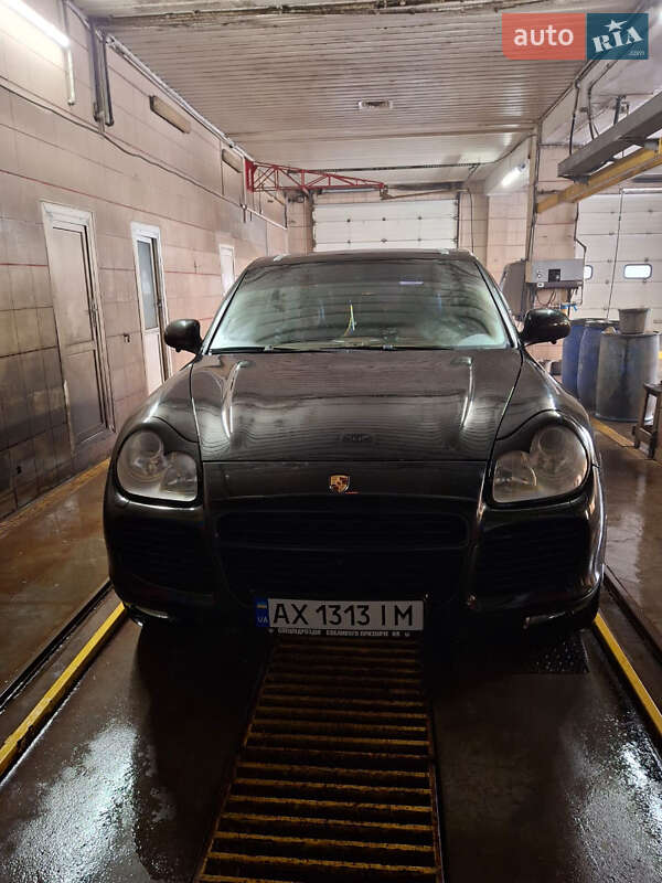 Porsche Cayenne (2006)