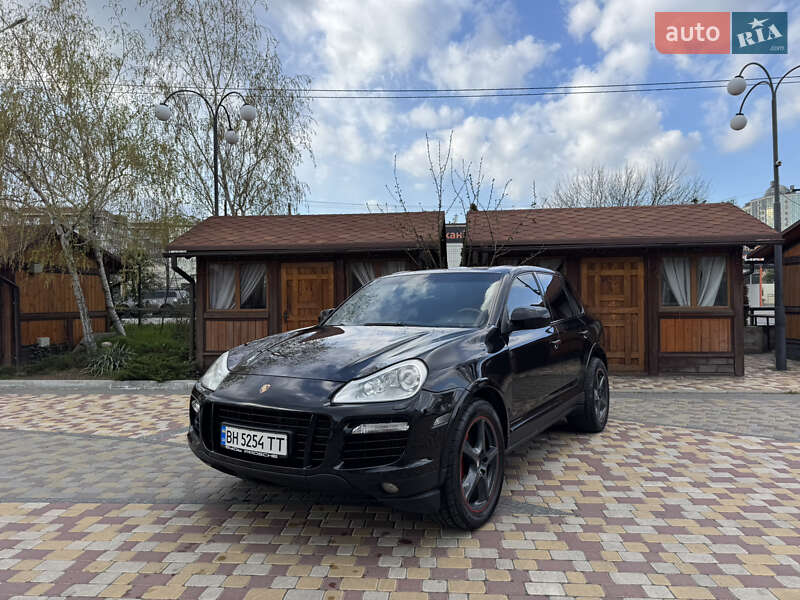 Porsche Cayenne (2007)