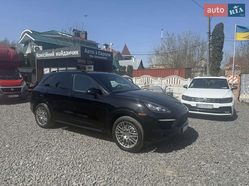Porsche Cayenne (2012)