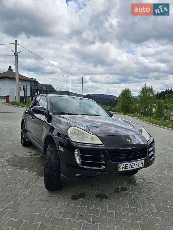 Porsche Cayenne (2010)