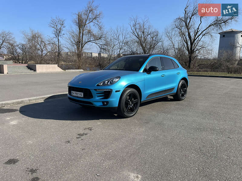 Porsche Macan (2017)