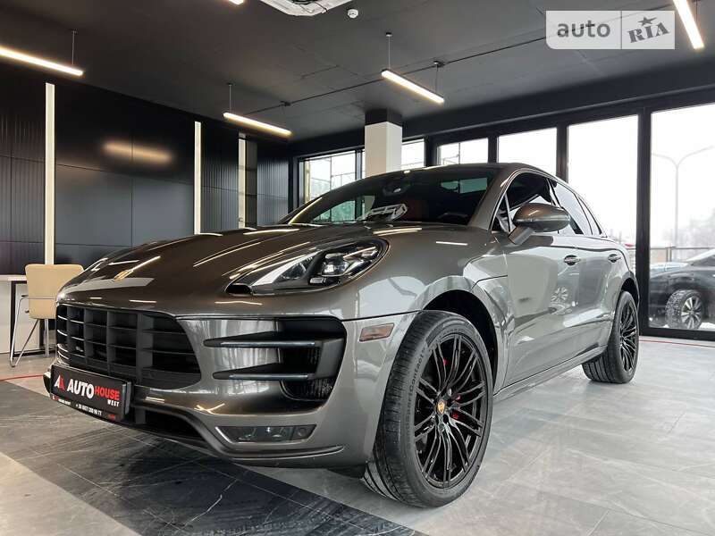 Porsche Macan (2015)