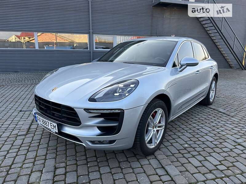 Porsche Macan (2018)
