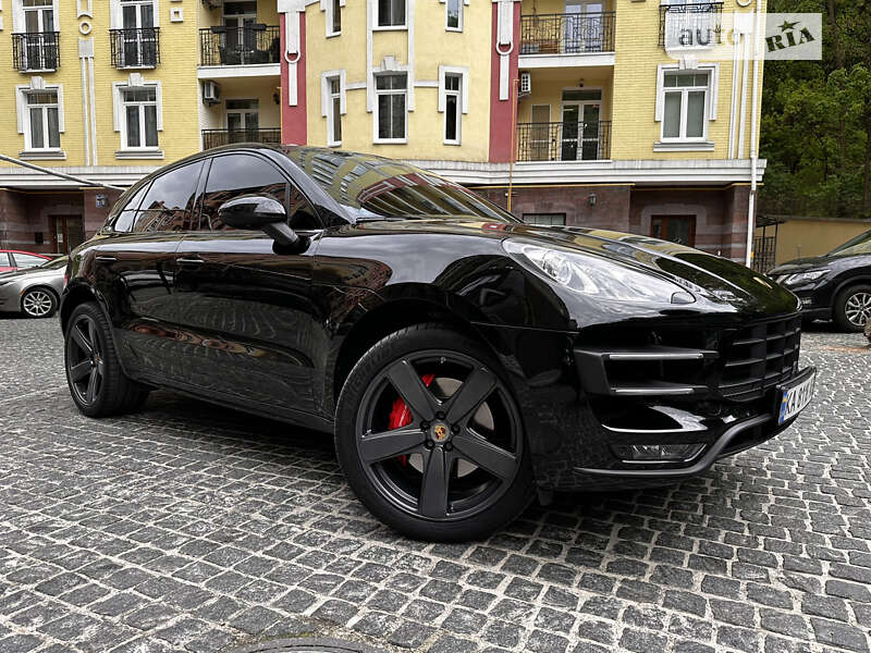 Porsche Macan (2015)