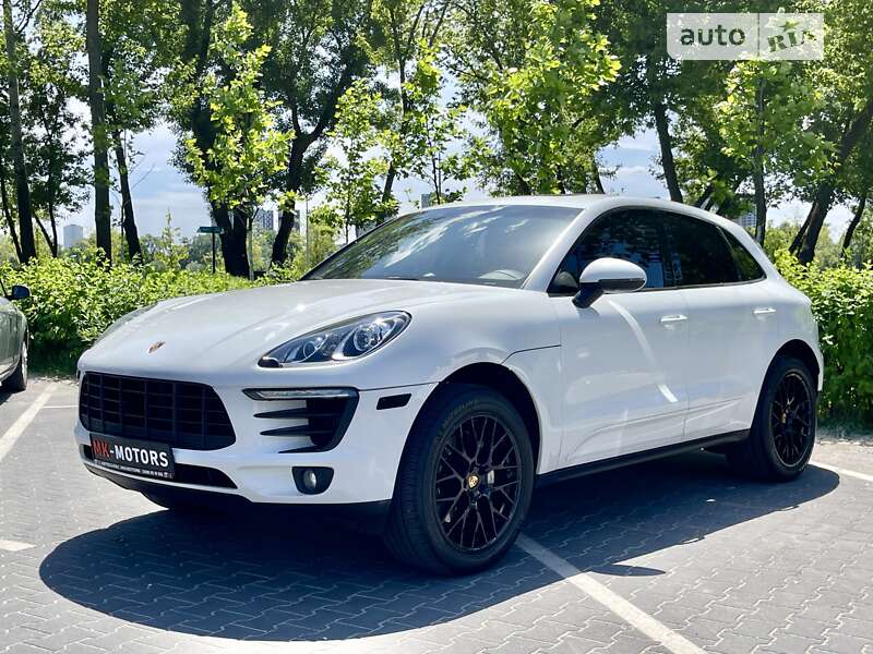 Porsche Macan (2014)