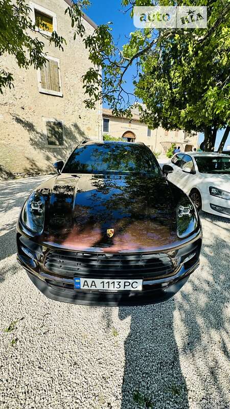Porsche Macan (2019)
