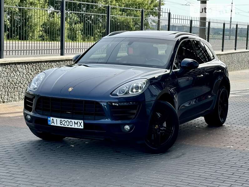 Porsche Macan (2015)