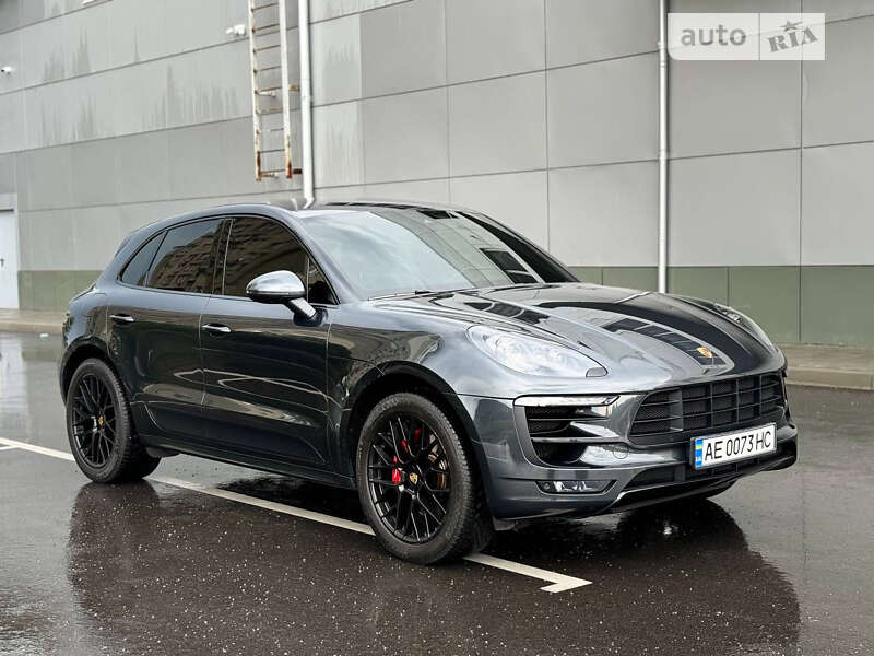 Porsche Macan (2017)