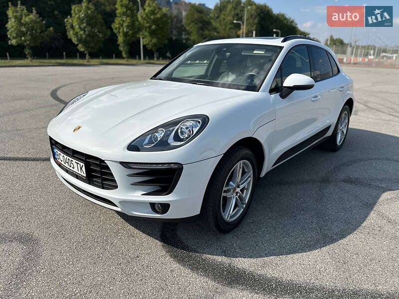Porsche Macan (2018)