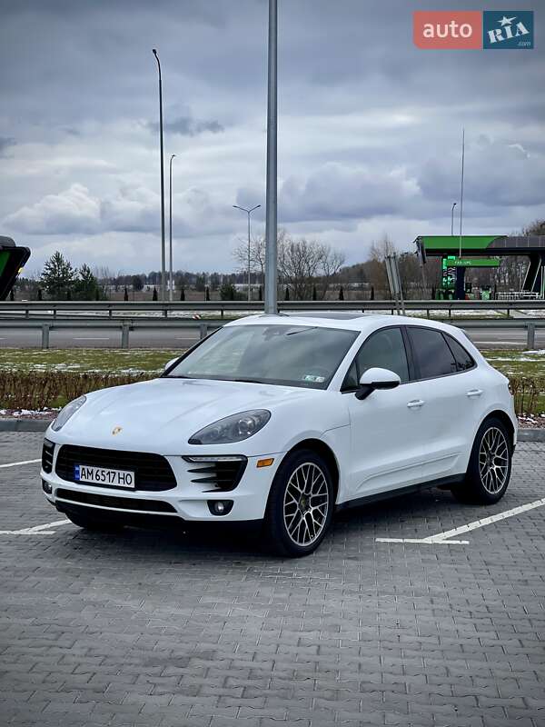 Porsche Macan (2018)