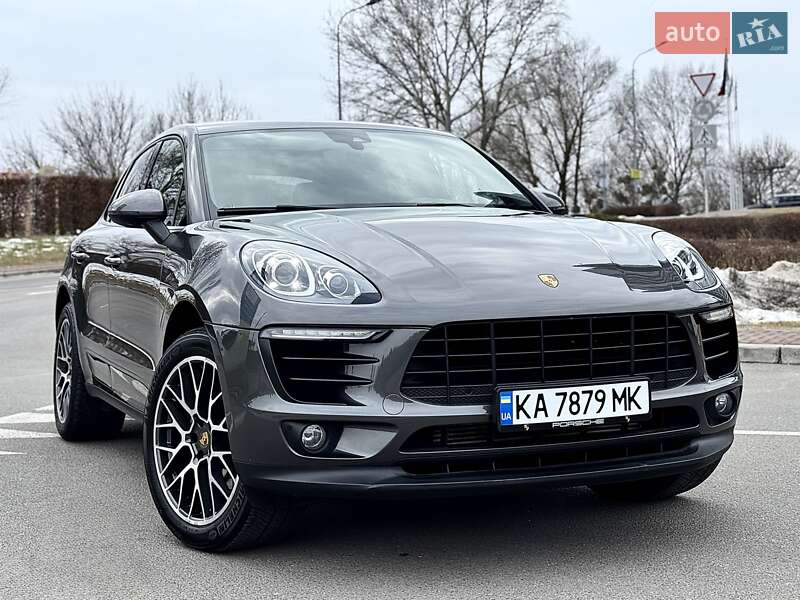 Porsche Macan (2018)