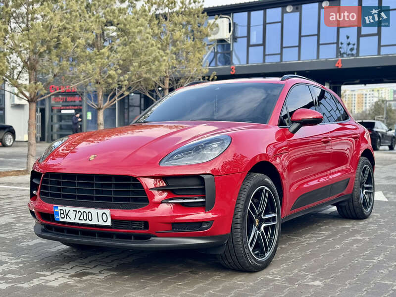 Porsche Macan (2019)
