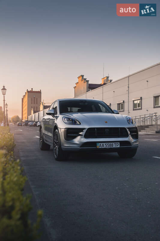 Porsche Macan (2021)