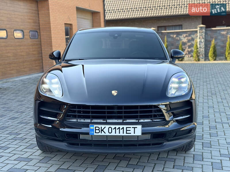 Porsche Macan (2019)