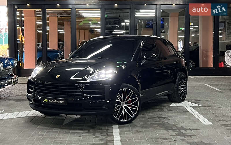 Porsche Macan (2021)