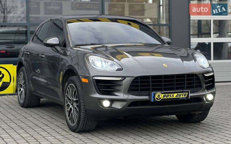 Porsche Macan (2015)