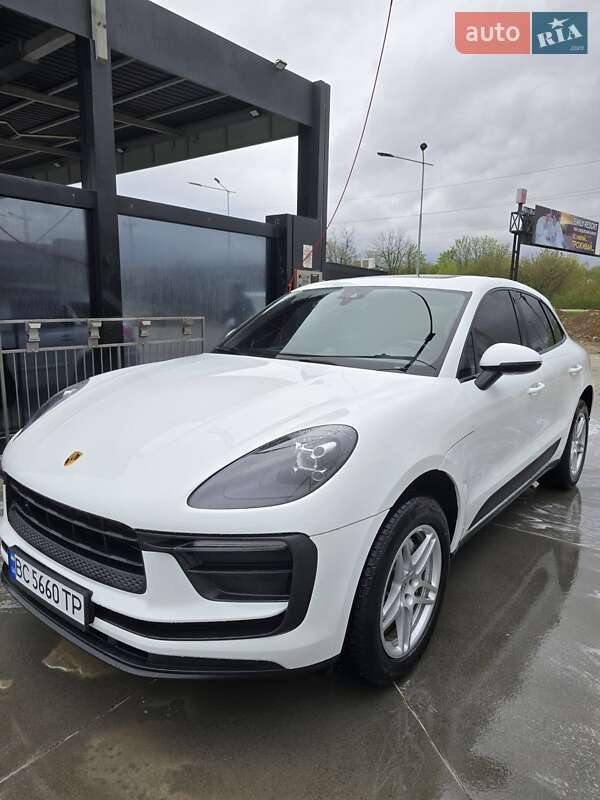 Porsche Macan (2021)